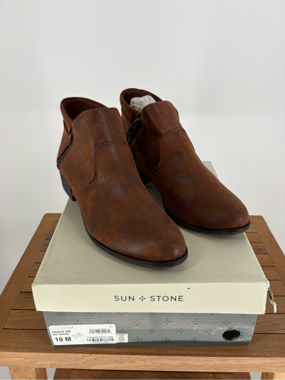 New women’s Sun + Stone Men's Brown Leather Ankle Boots size 10 M